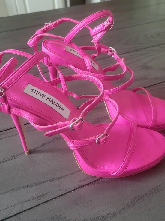 Steve Madden Hot Pink Multi-Strap Stiletto Sandals Shoes 7.5 - Picture 2 of 5